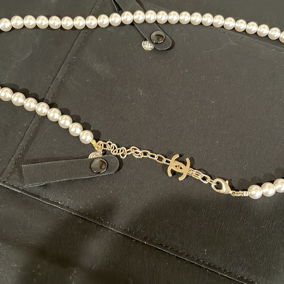 Chanel pearl belt - Picture 3 of 4